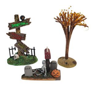 Lemax SPOOKY TOWN Halloween Village Signposts Tree & Skeleton Graveyard Mailbox
